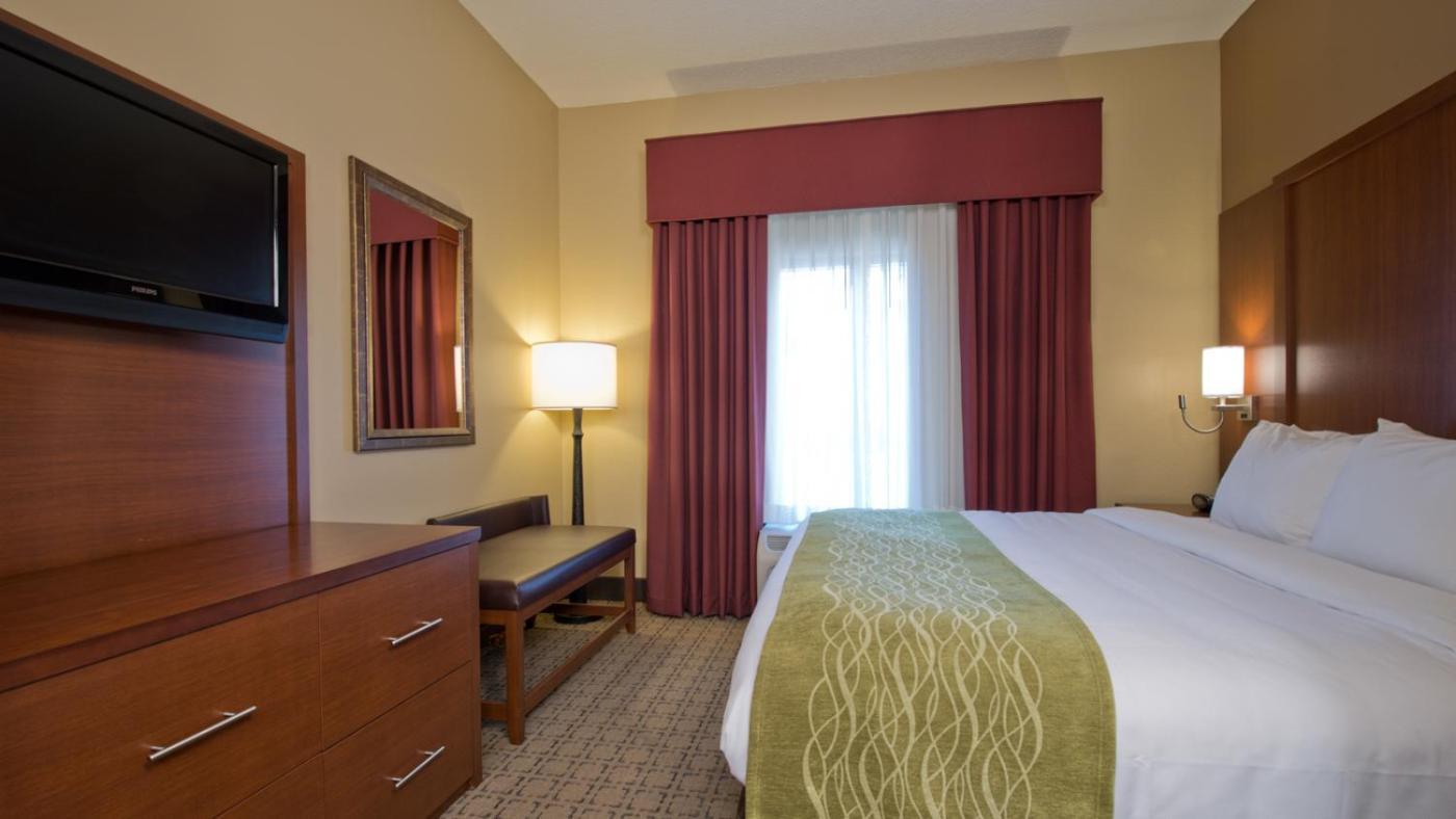 Russell Inn And Suites スタークビル エクステリア 写真